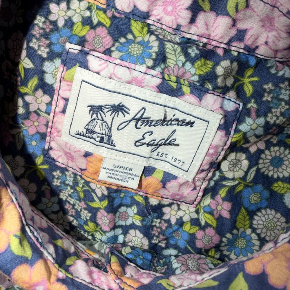 American Eagle Floral Patchwork Button Down Shirt Womens S Mixed Print Cotton - Picture 3 of 9